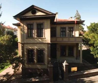 ATATÜRK EVİ MÜZESİ