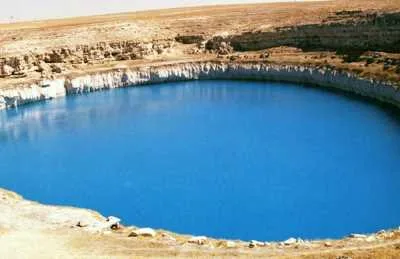 KARAPINAR OBRUKLARI