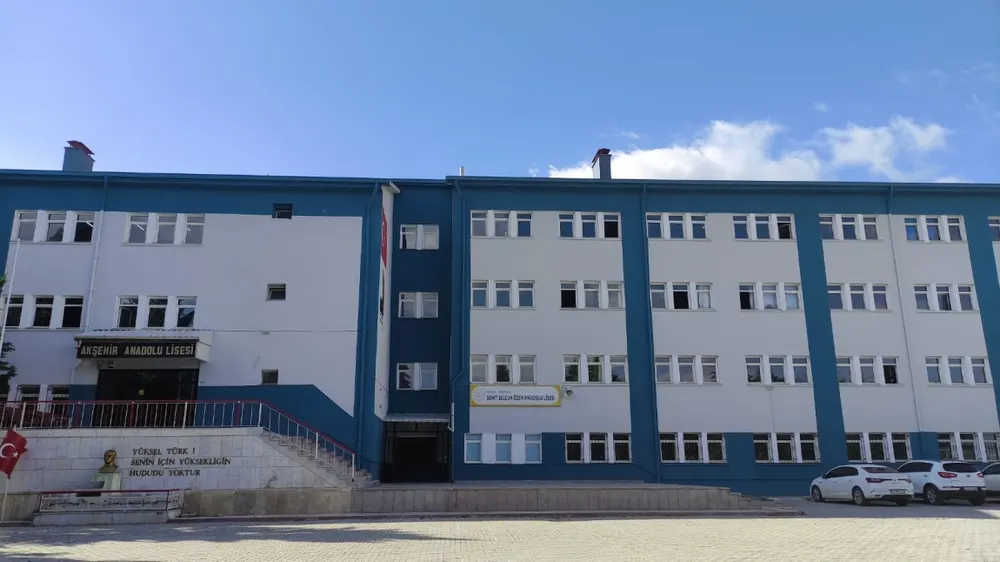 Akşehir Şehit Selçuk Özer Anadolu Lisesi