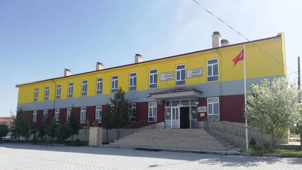 Demirci İmam Hatip Ortaokulu