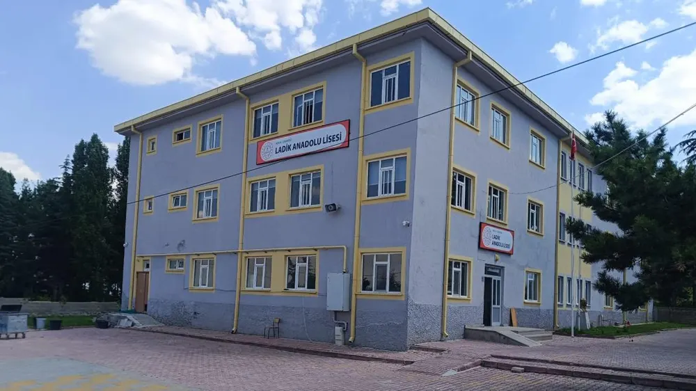 Sarayönü Ladik Anadolu Lisesi